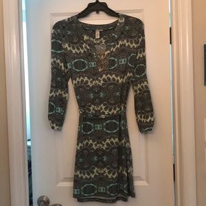 Women’s dress